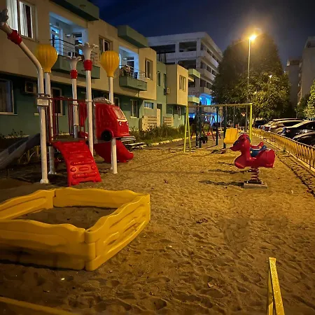 Daire Arianna Summerland Mamaia