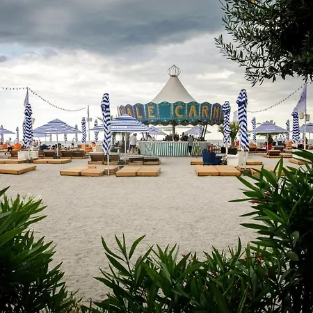 Arianna Summerland Daire Mamaia
