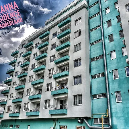 Arianna Summerland Mamaia