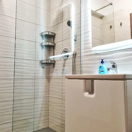 Arianna Summerland Apartment Mamaia